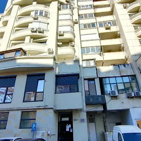 Apartment Holt - Leagues And Words Under The Sea Bucharest
